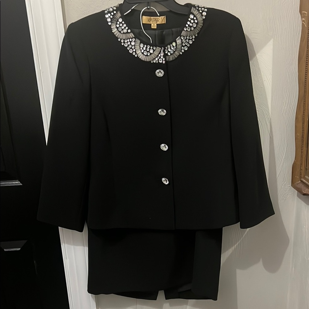Elegant Black Embellished Women's Suit